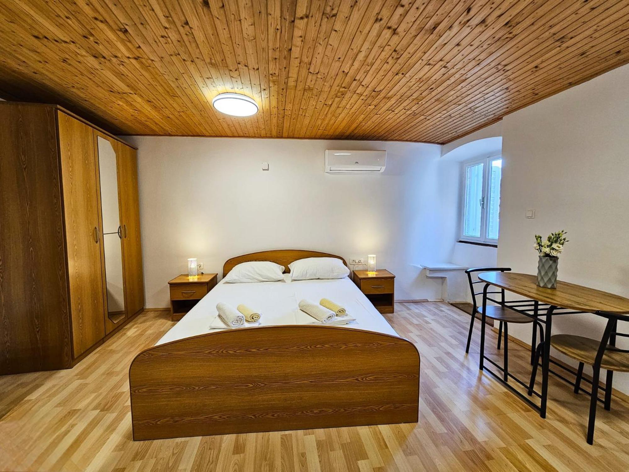 Apartment Kanavelic In Old Town Korcula ภายนอก รูปภาพ
